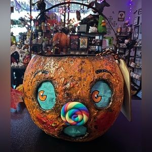 One of a kind art piece. Pumpkin pail.